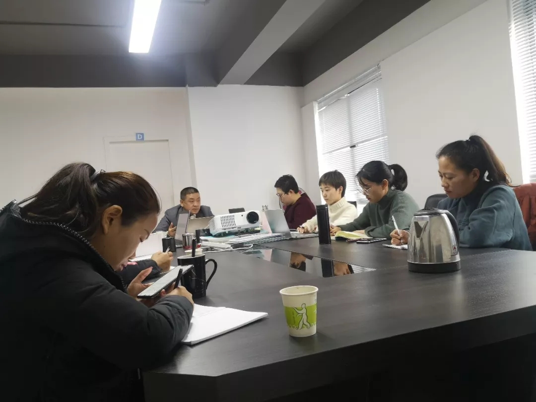 太阳成集团CEO莅临杭州战区组织指导并召开战略分析暨员工培训大会